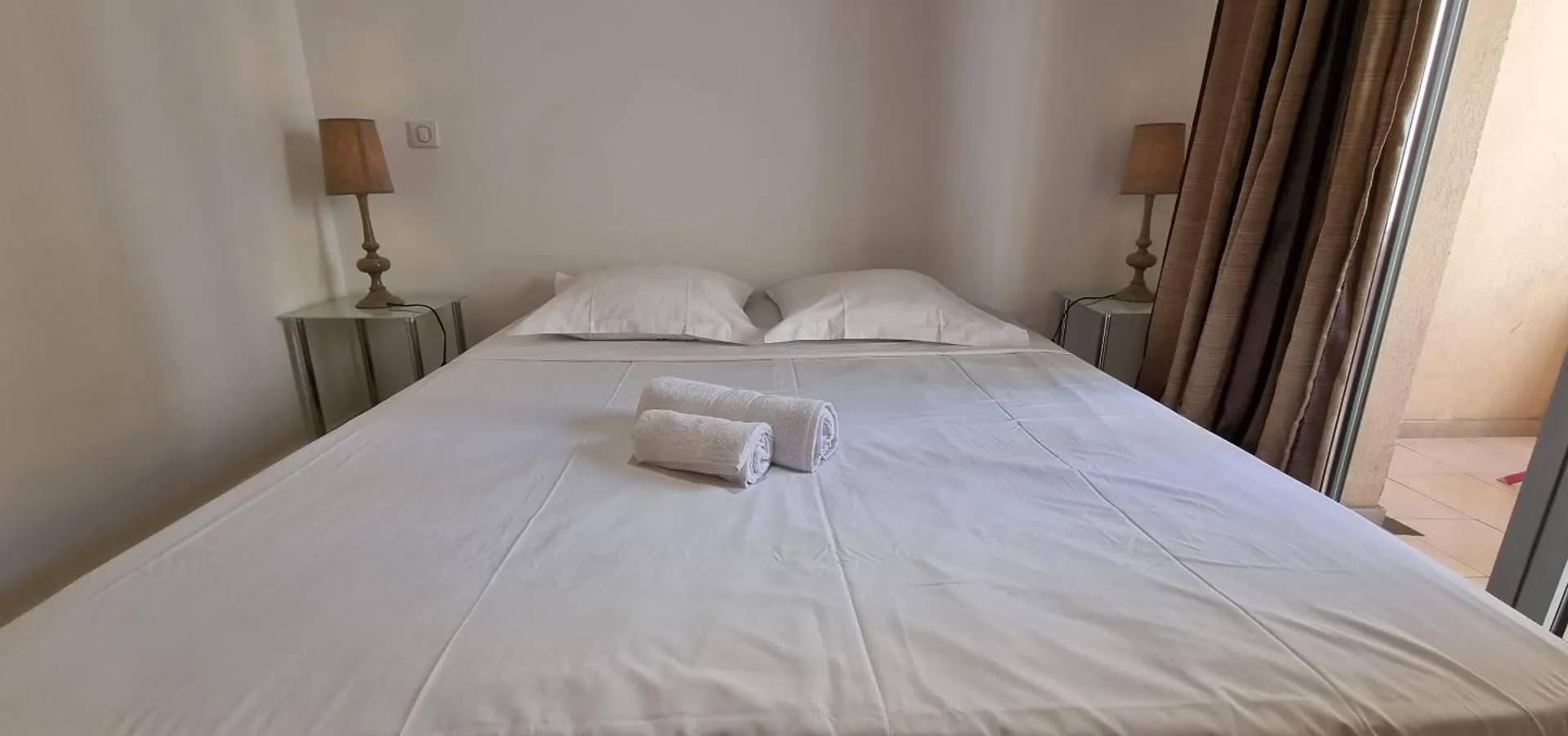 Vieux Port One Bedroom Apartment B22 Cannes Frankreich